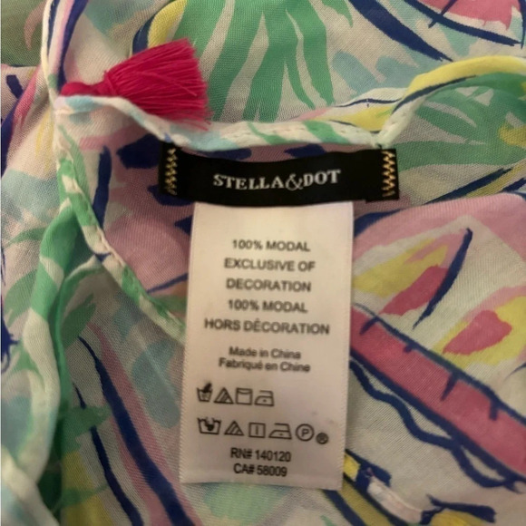 Stella & Dot NWOT 40”x64” Pareo/wrap/scarf in Palm City 100% Modal 🌴 ⛵️ - Picture 4 of 4